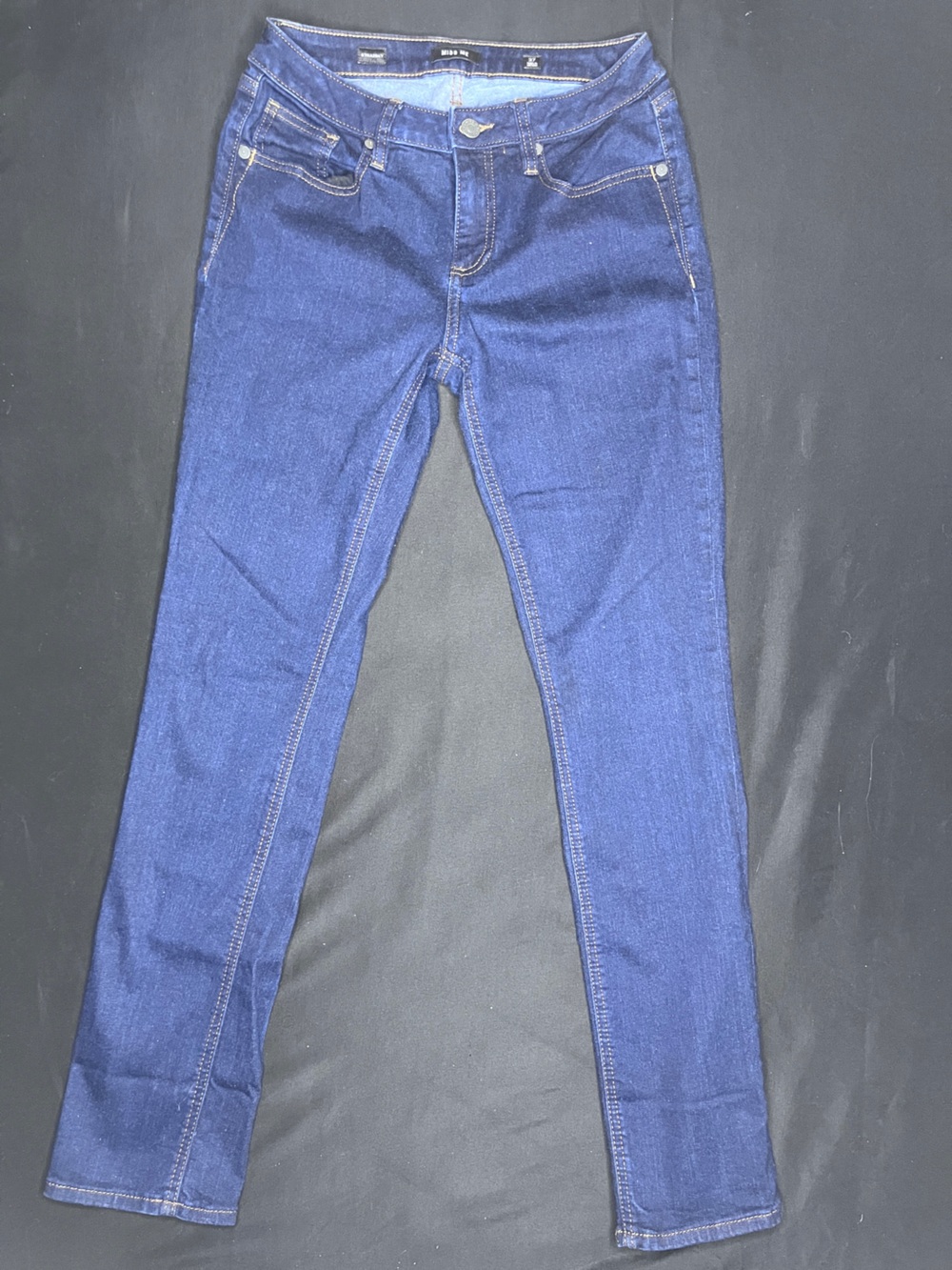 Miss Me Women’s straight Fit Jeans Size 27